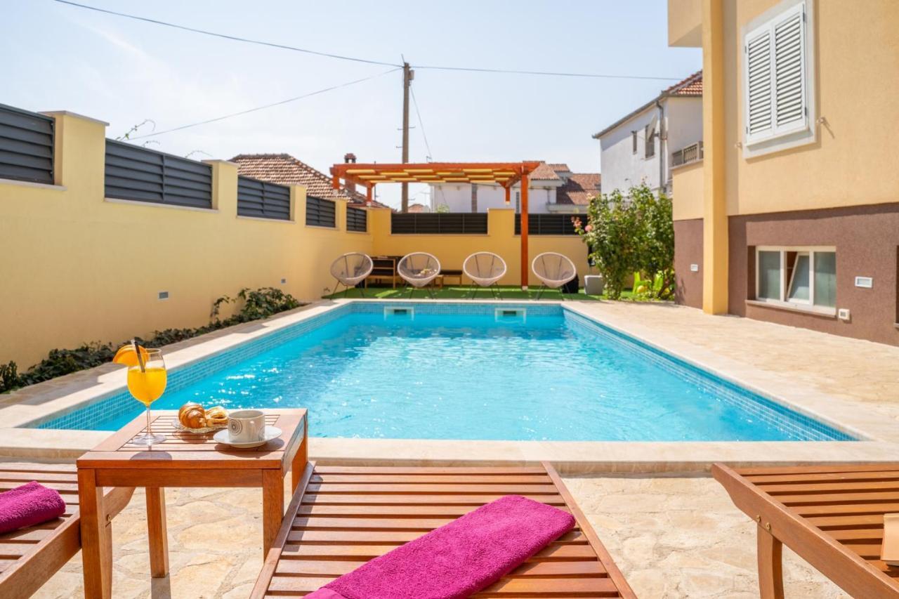Apartments Dijana ザダル エクステリア 写真