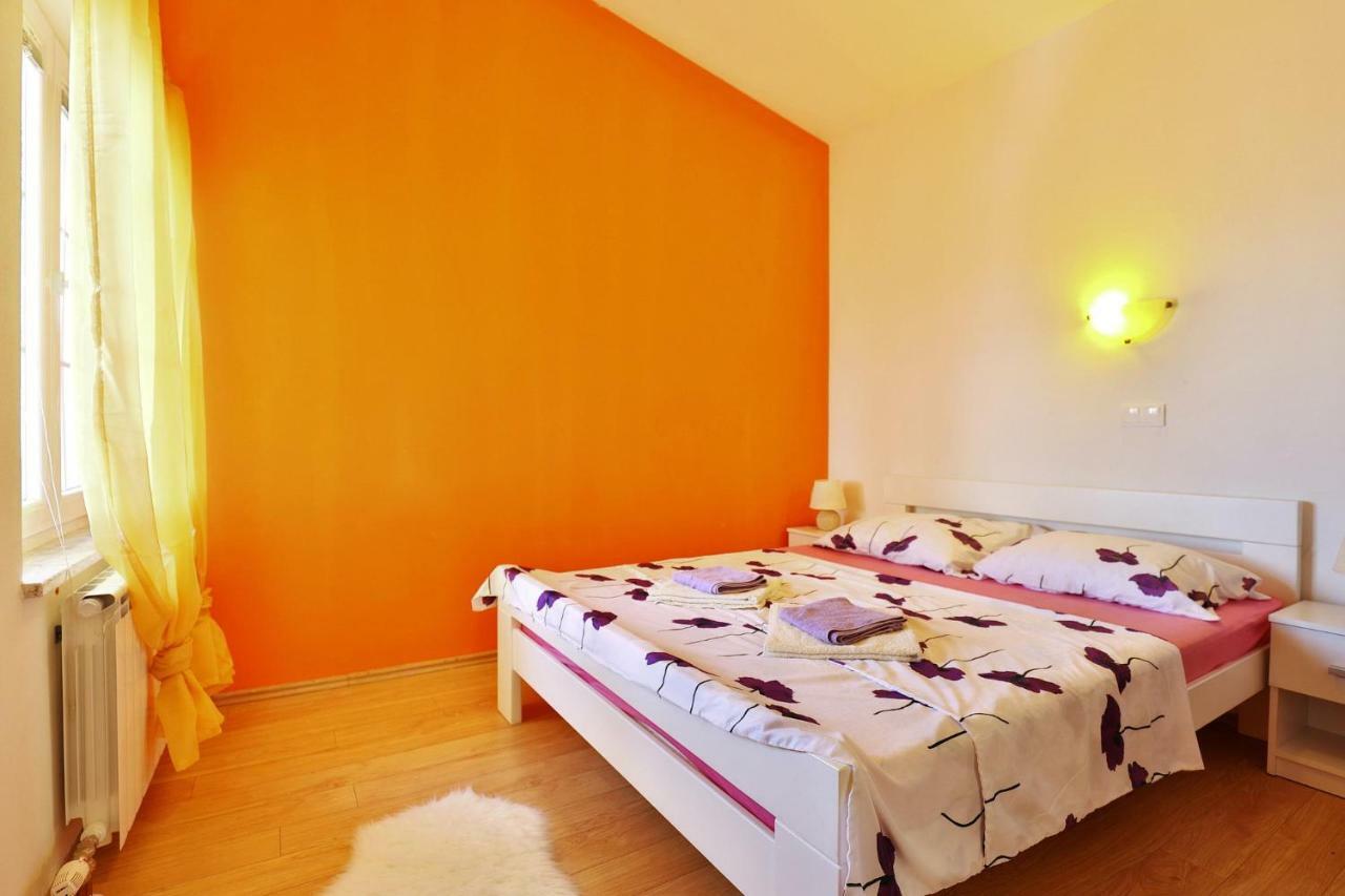 Apartments Dijana ザダル エクステリア 写真