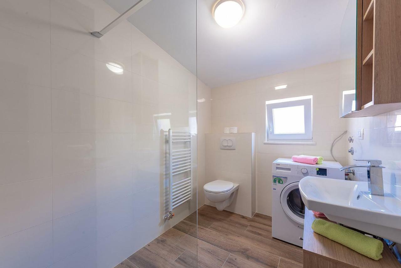 Apartments Dijana ザダル エクステリア 写真