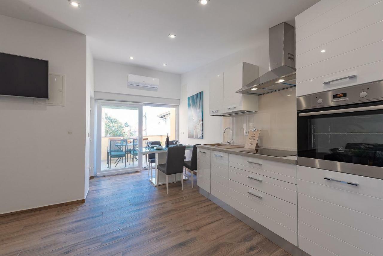Apartments Dijana ザダル エクステリア 写真