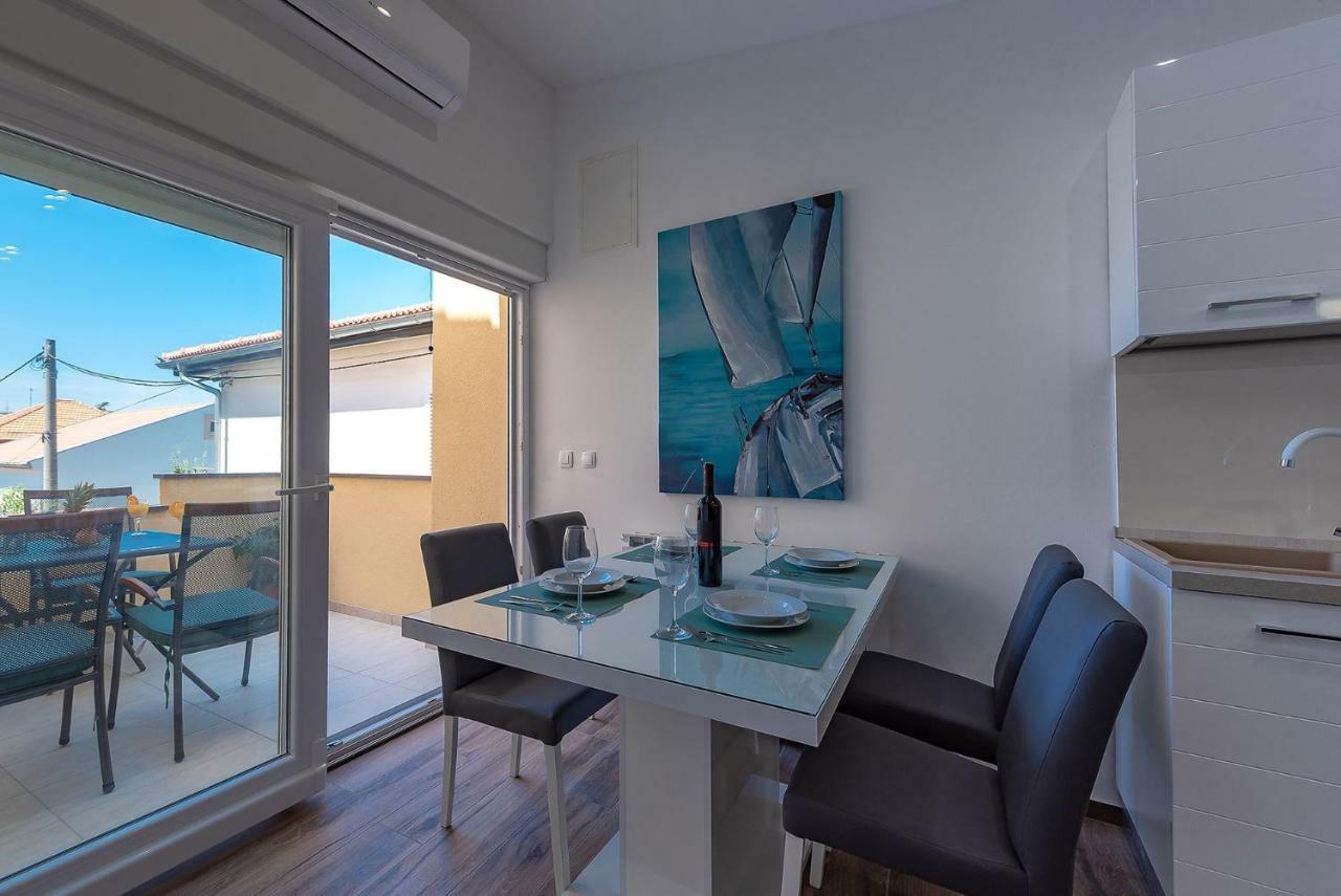 Apartments Dijana ザダル エクステリア 写真